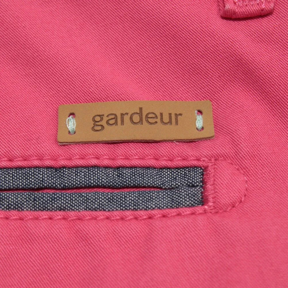 Gardeur NWT Bermuda / Casual Shorts Size 36 US Modern Fit in Pink 100% Cotton